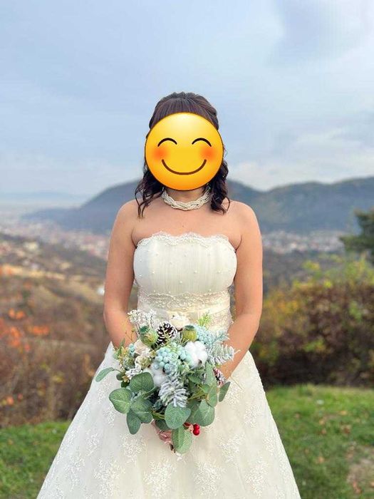 Rochie mireasă dantela si tulle