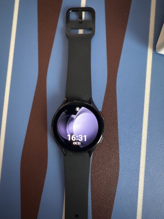 Samsung Watch 4