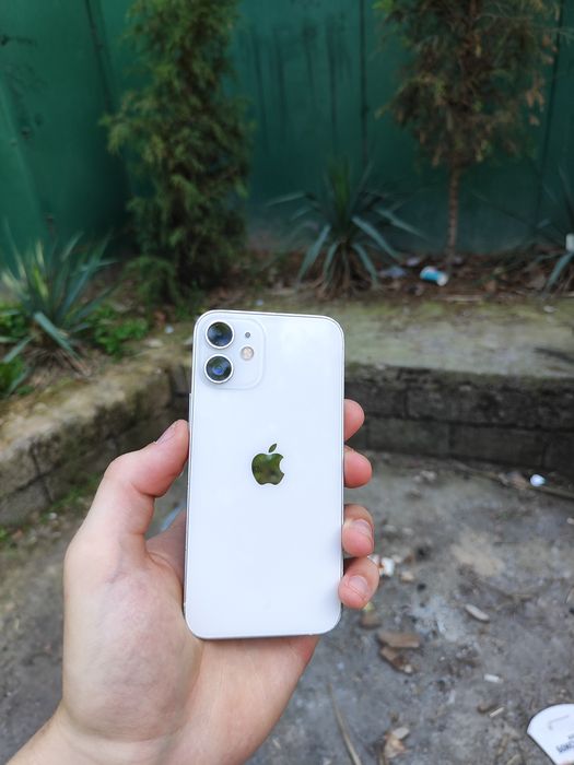 Iphone 12 mini srochno