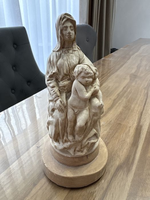Statuetă vintage „Madonna of Bruges” – replică după celebra sculptură a lui Michelangelo.