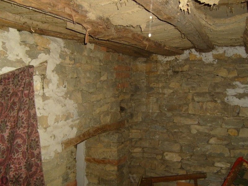 Продава се Къща в с. Гостилица, Област Габрово - 120 кв.м за 107 €/кв.м - Снимка #2