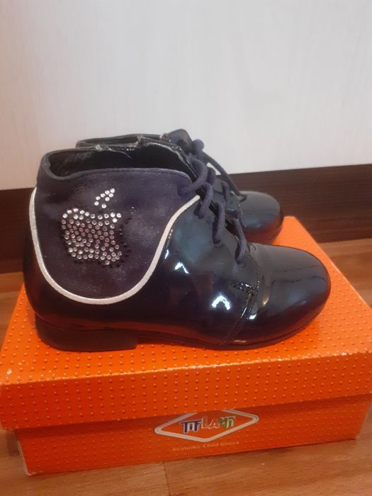 Детская модная обувь