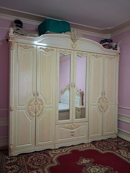 Spalniy mebel sotiladi holati yaxshi