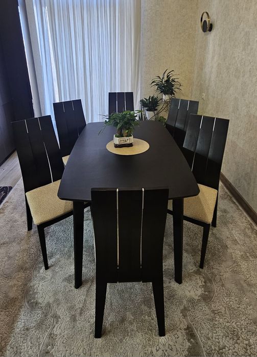 Продам кухонный набор стол и стулья