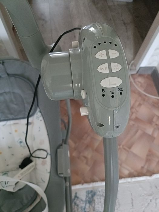 Продам электрокачелю, шезлонг