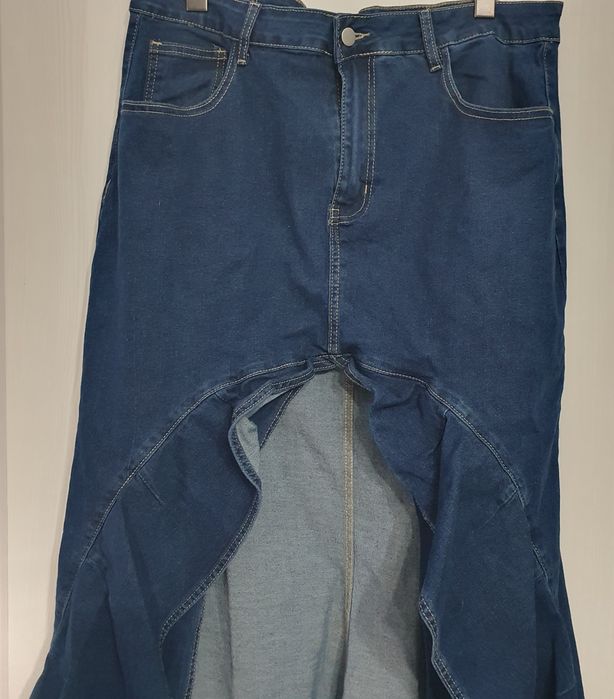 Fusta blugi model deosebit masura 46