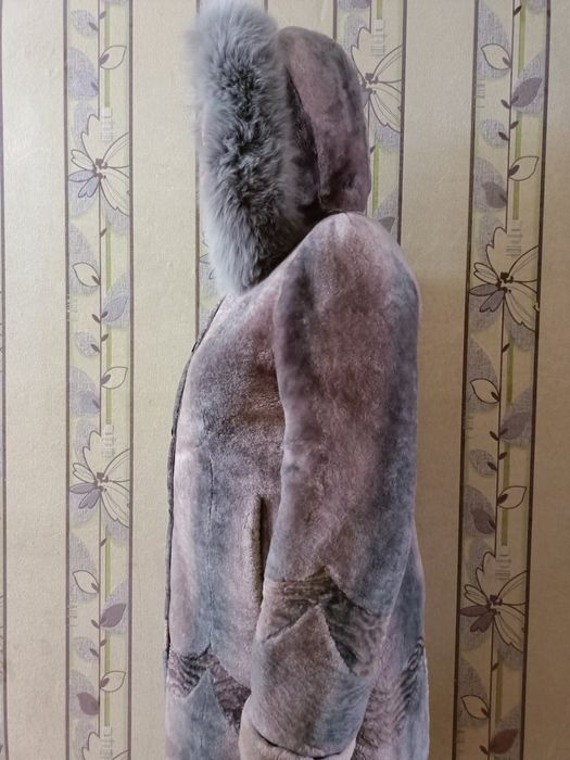 Продается Женская шуба