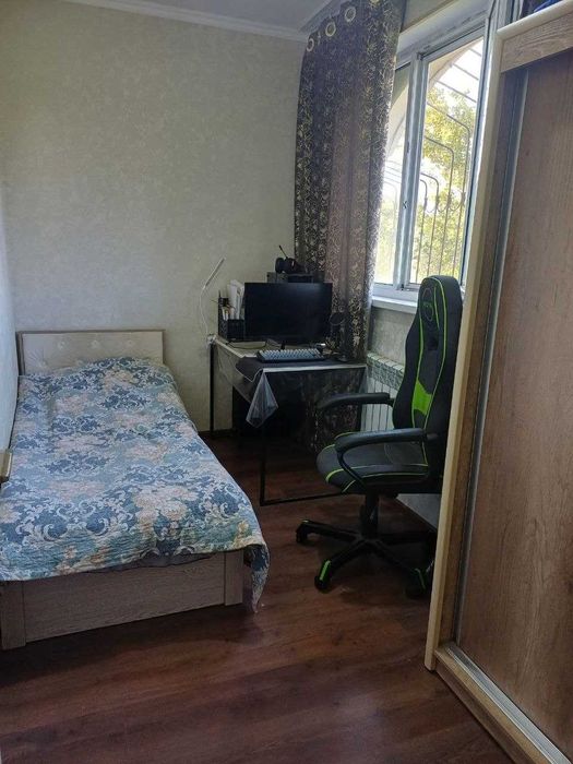 Продаётся уютная 2 в 3 комнатная квартира в Мирзо-Улугбекском районе