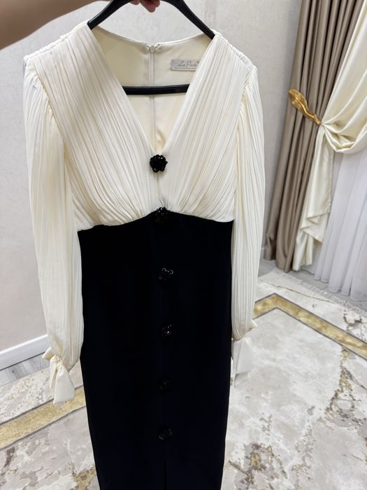 Продам новые вечерние платья