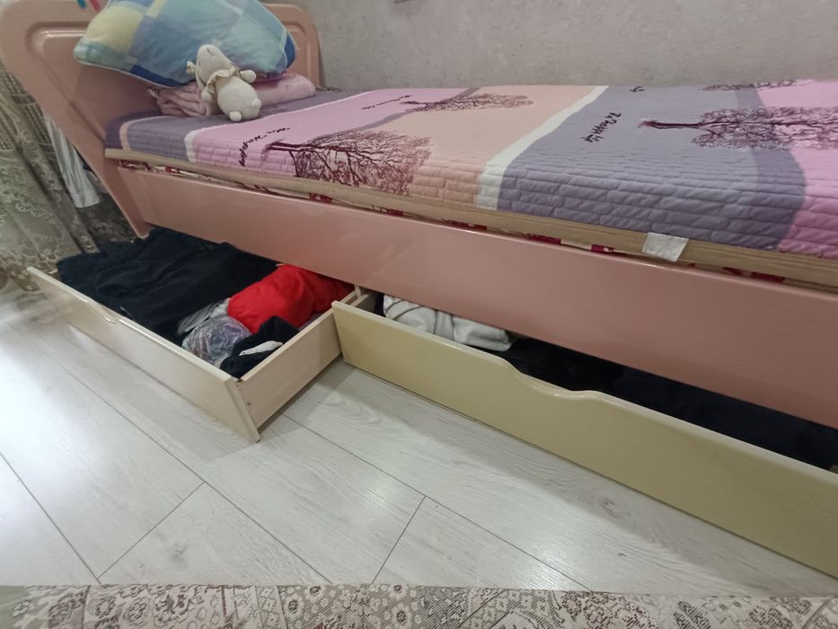 Детская кровать.