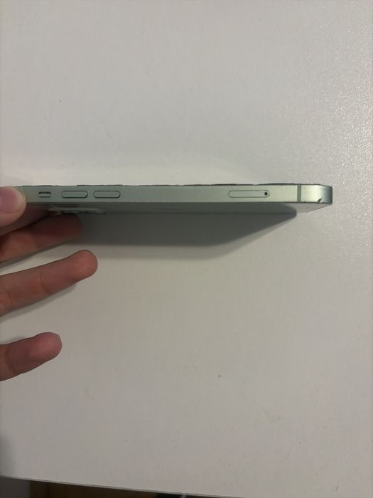 Iphone 12 pentru piese