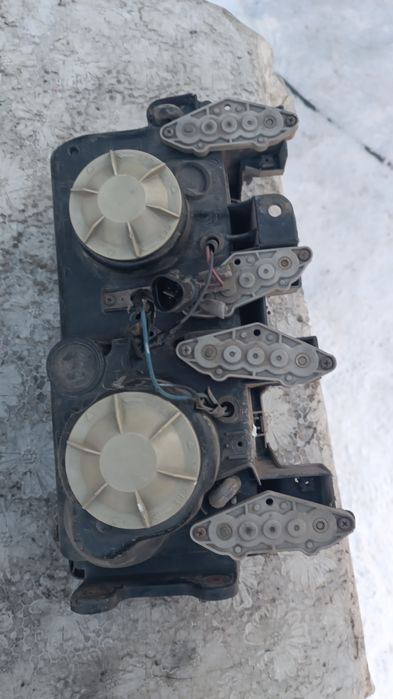 Фары делика квадратная