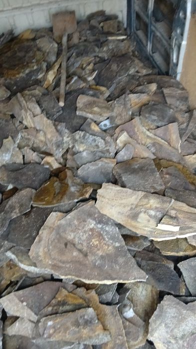 vând piatră decorativă