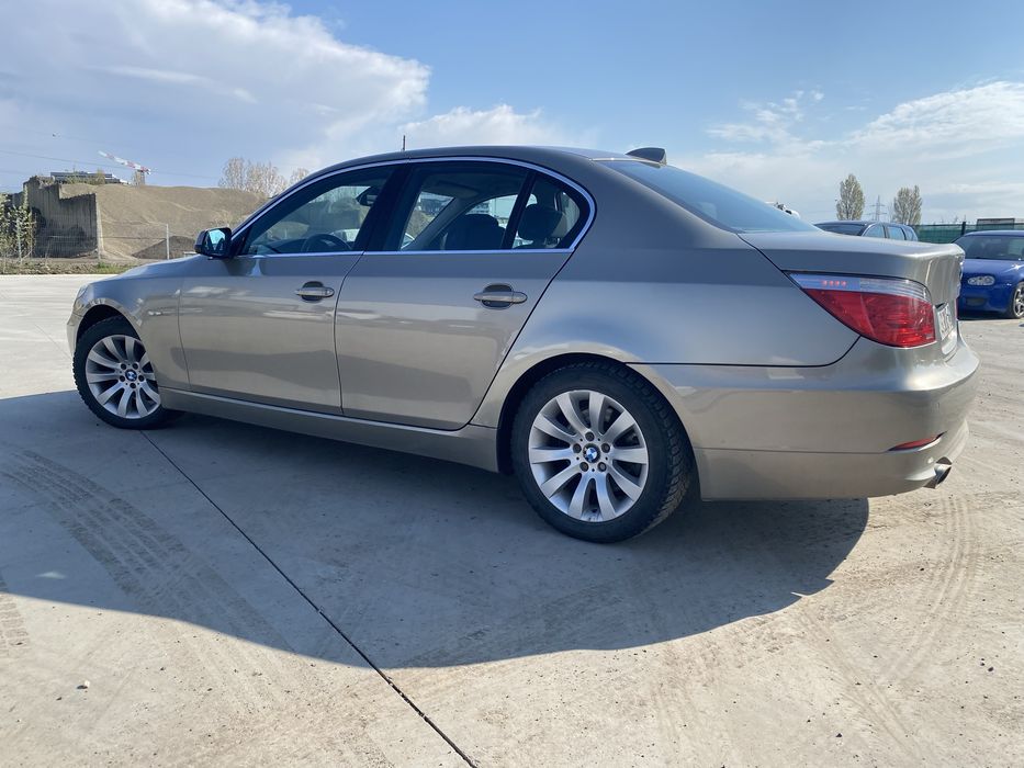 BMW 5 Series 2010 — imagine 3