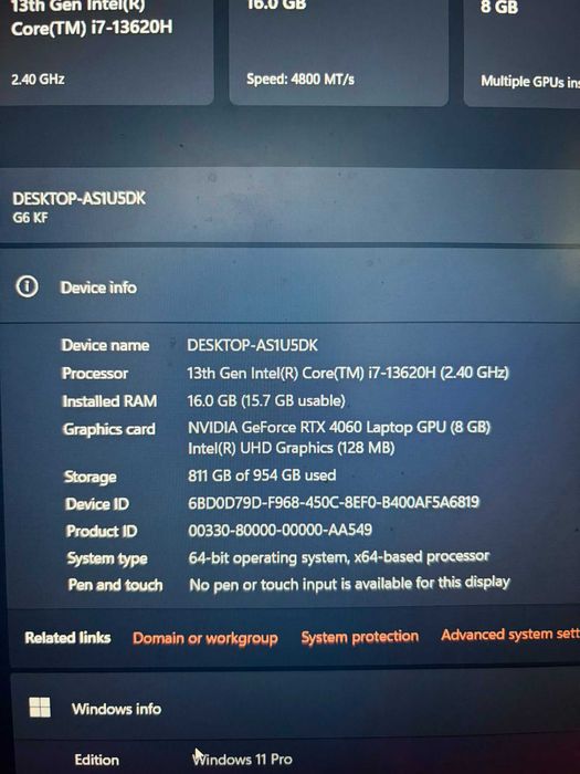 Vând laptop gaming Gigabyte G6 KF, în stare foarte bună