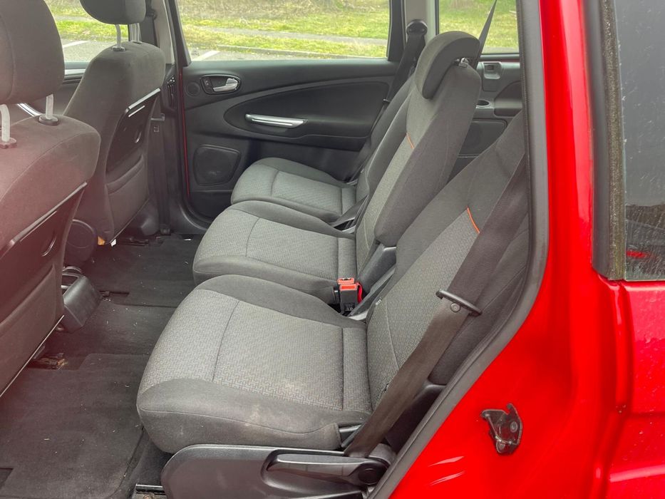 Ford Galaxy  7 locuri