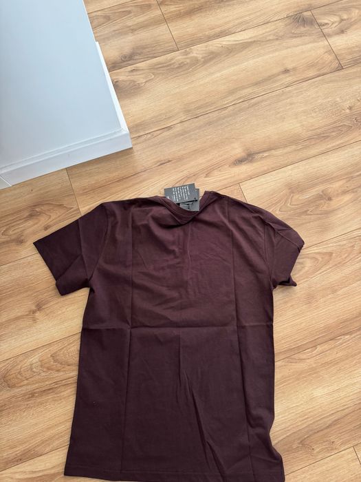 Vând tricou dsquared2 nou