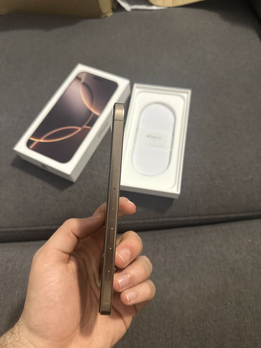 iphone 16 PRO MAX IMPECABIL  ca nou