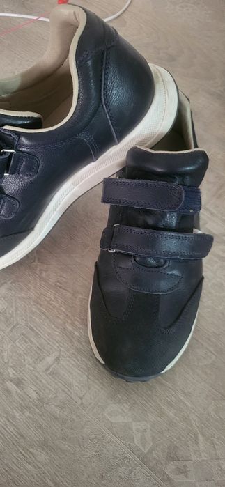 Кожаные кроссовки 36 размер для мальчиков