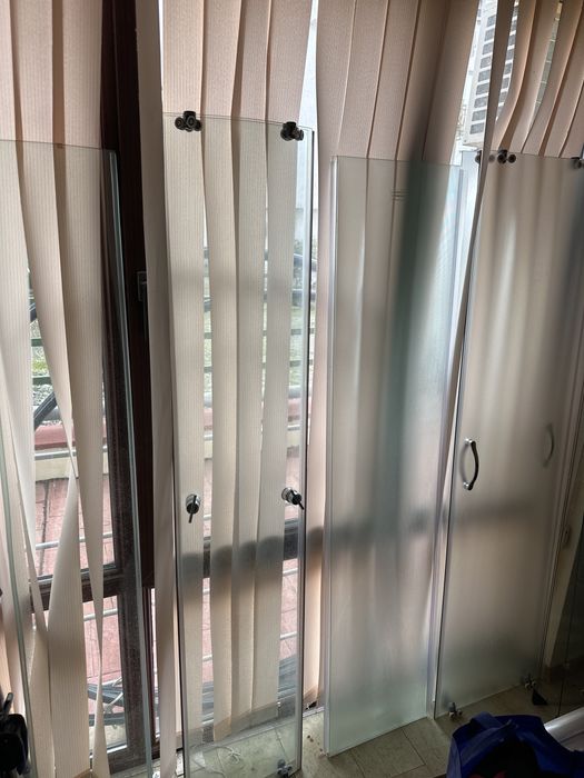 Душ кабини 90*90 ,80*80 ,отделно и стъкла