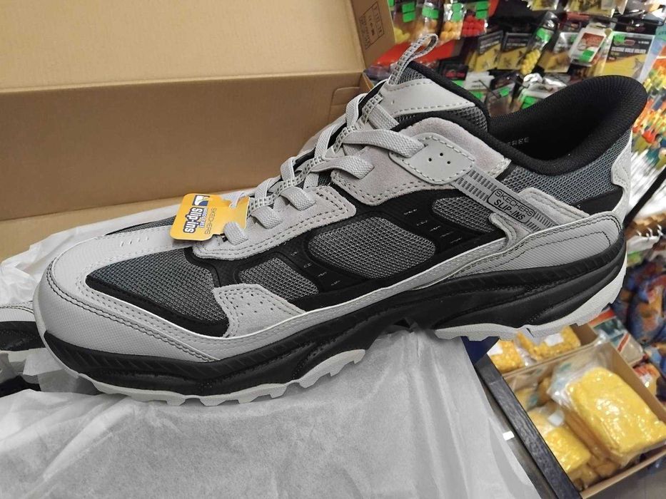 Skechers - стелка 31 см мъжки спортни обувки маратонки ! ЧИСТО НОВИ!