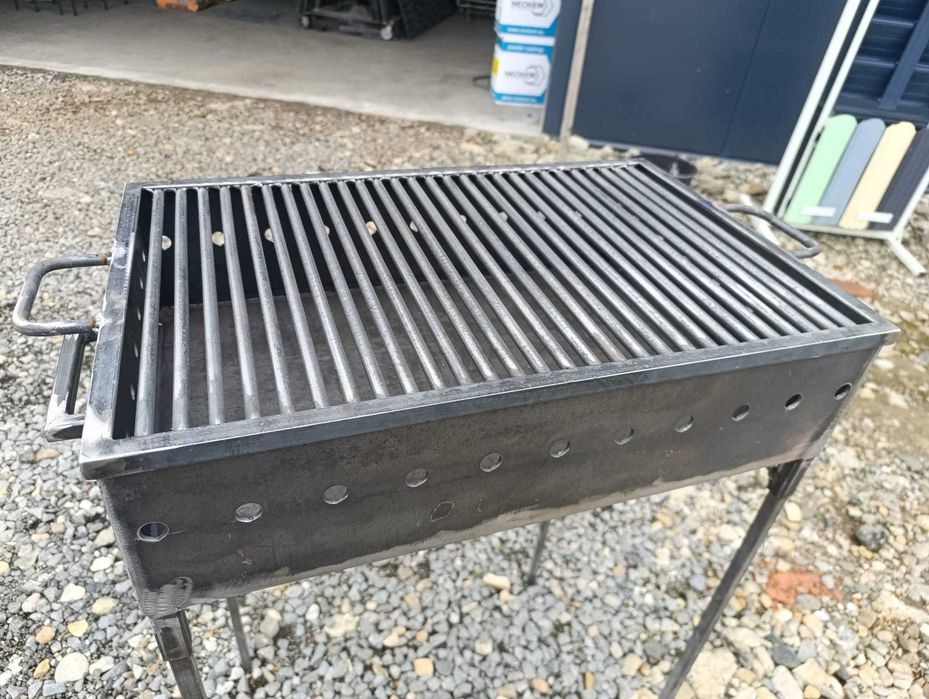 Gratar de gradina din tabla de 3 mm dimensiuni 60/40/85h