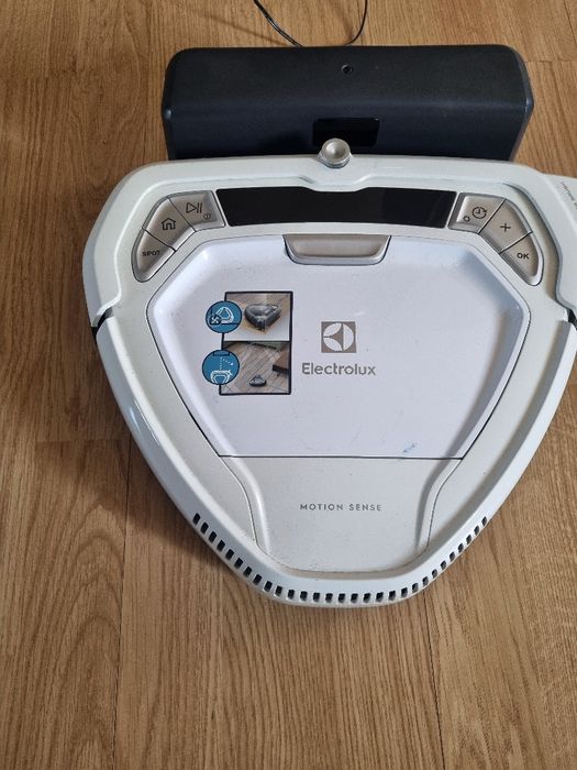 Robot / Aspirator Electrolux
