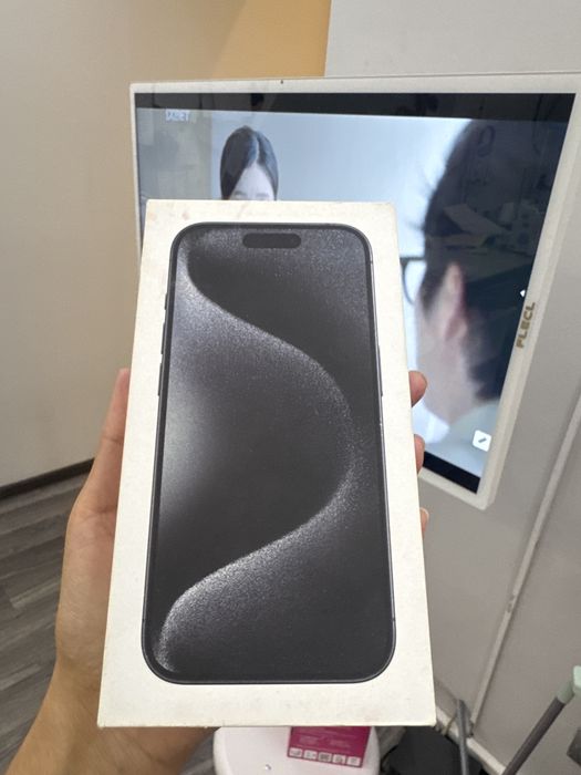 Продам  Iphone  15pro