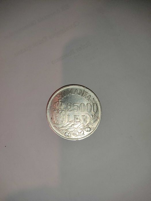 Vând moneda argint Regele Mihai (1946) si moneda Aurel Vlaicu (2010).