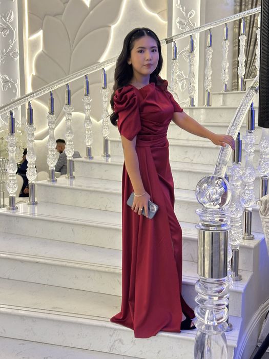 Вечернее платье на выпускной размер s