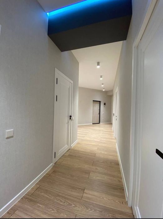 3/2/9 85м2 Юнусабадский район ЖК Comfort House ор-р 9 квартал