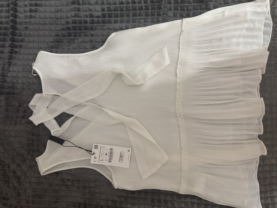 Бял топ Zara-размер Л