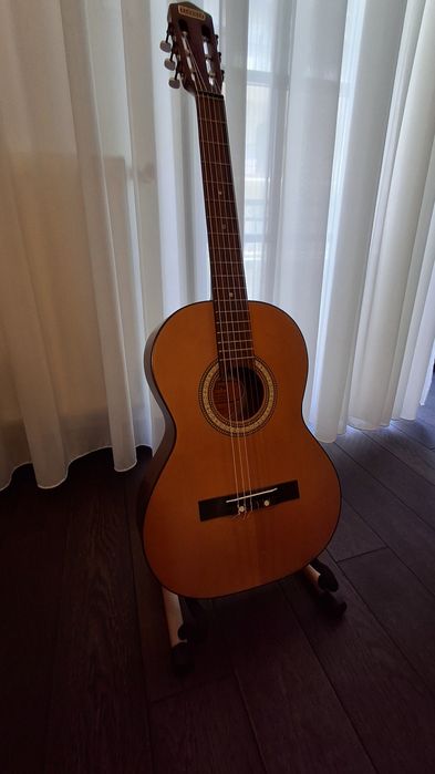 Ghitara clasica marca  Klira  corzi noi  Savarez 510ARP