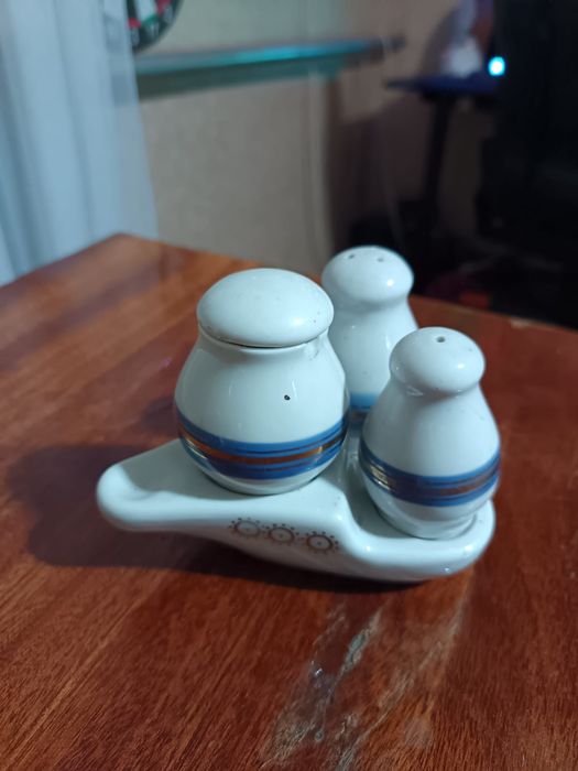 Чайный сервиз с позалотой