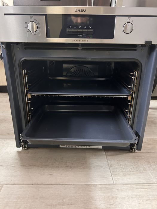 Фурна за вграждане AEG BE5013421M
