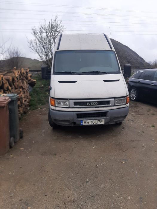 Vând iveco duba. 2 8. 130 cp