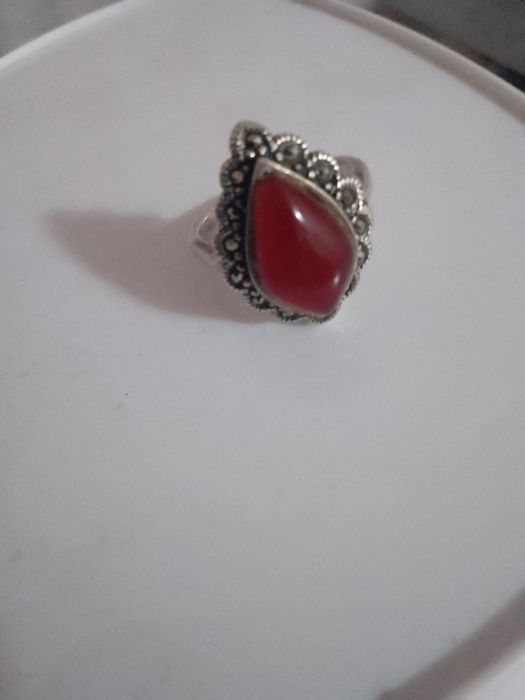Продам серебряное кольцо