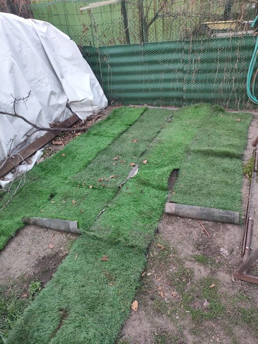 Искусственный газон куски