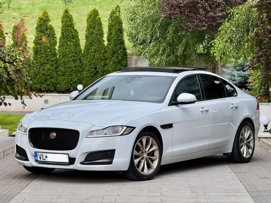 Jaguar XF Jaguar XF