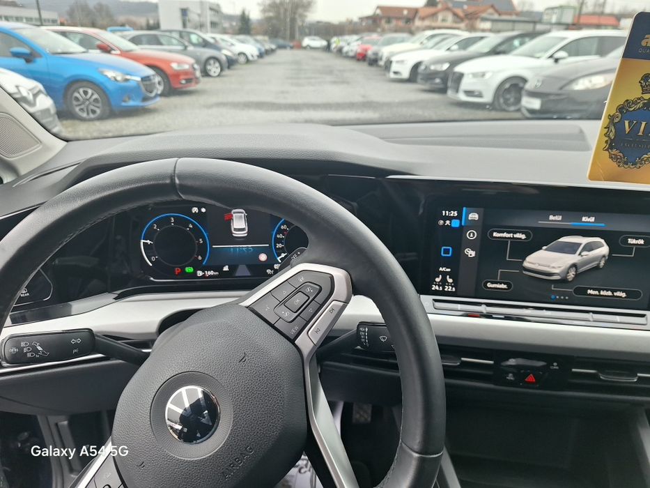 VW Golf 8 Automat