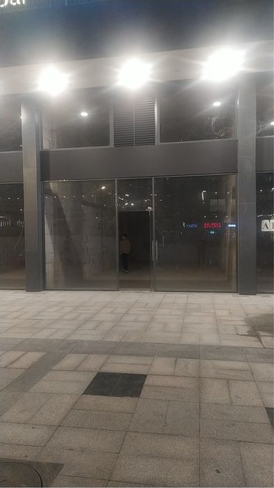 Нежилое помещение в Seoul Mun 77 м2