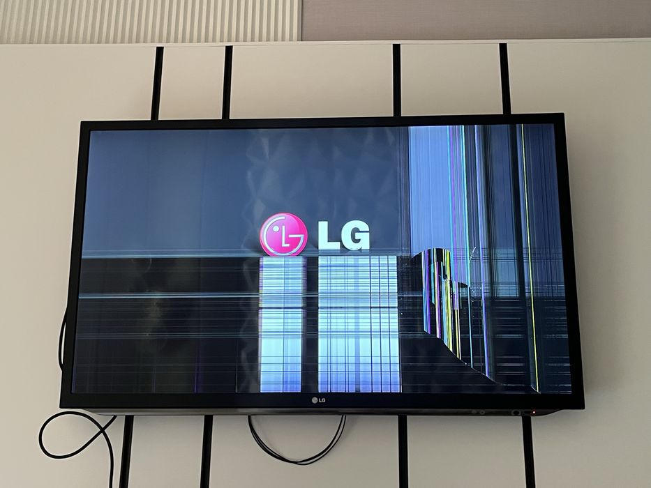 Продам Lg телевизор на запчасть
