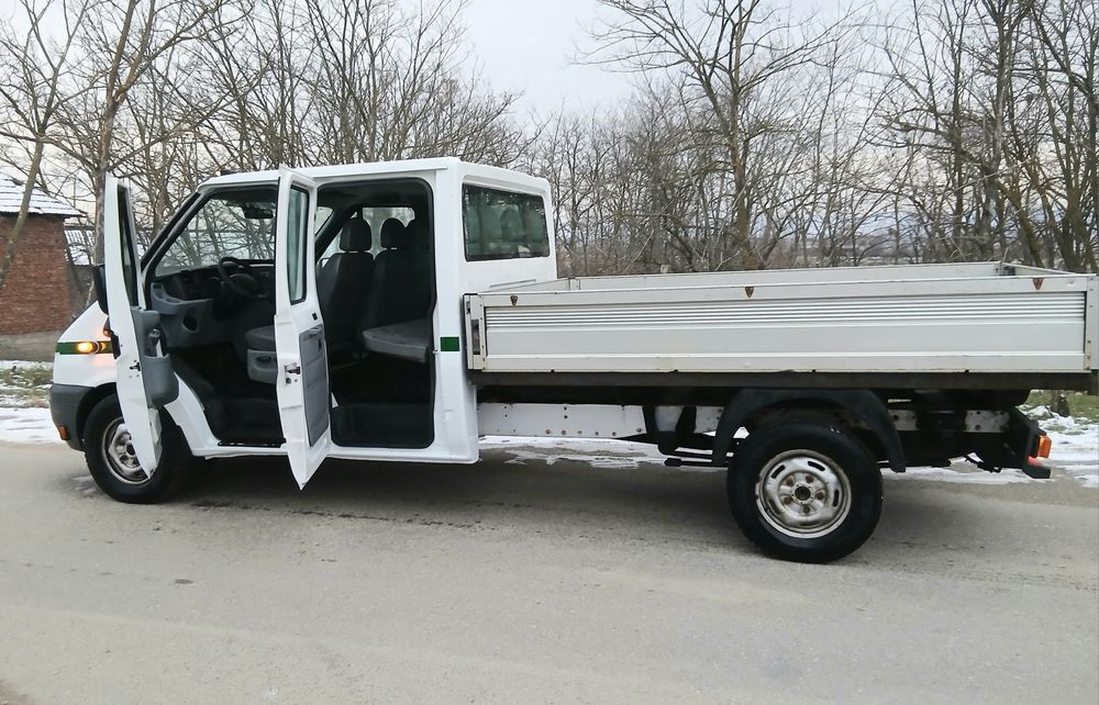 Ford Transit Doka 7 locuri