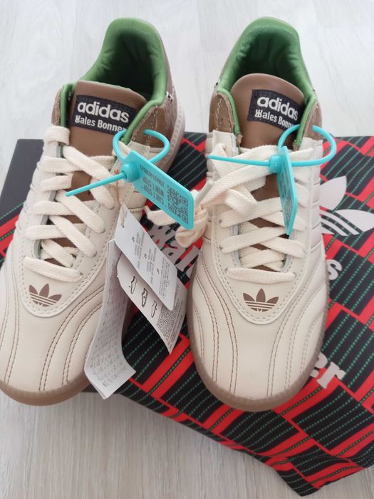кроссовки adidas Wales Bonner