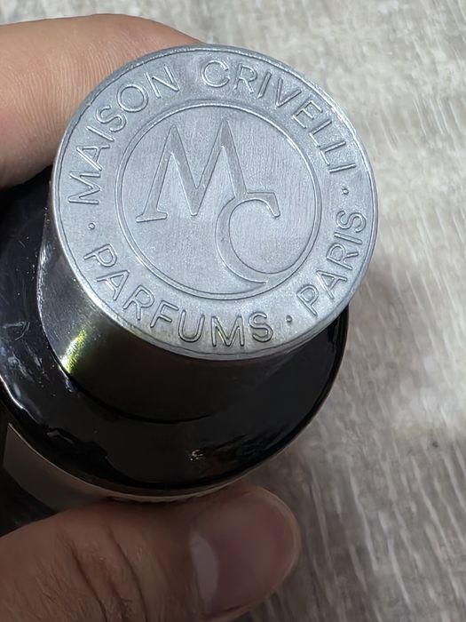Продам парфюм oud maracuja