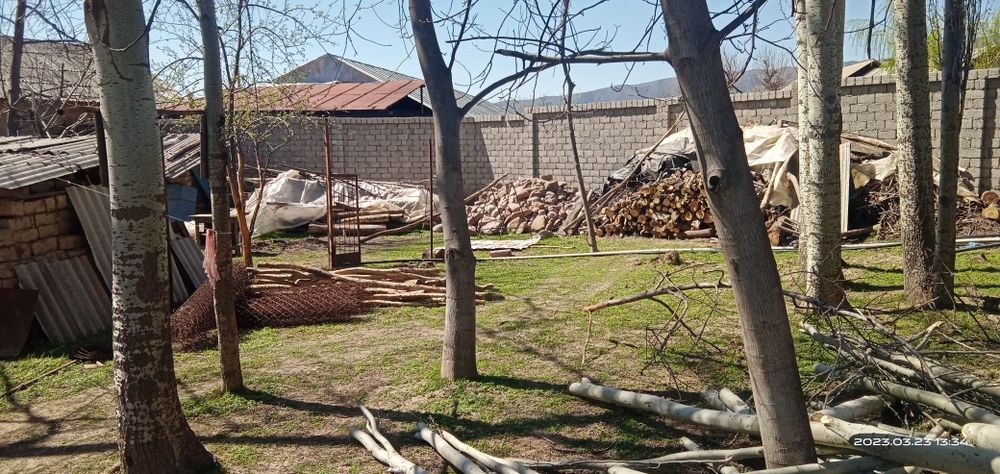 Ер сотилади октош сойлик центр, 7сотка,сув,газ,свет,канализация