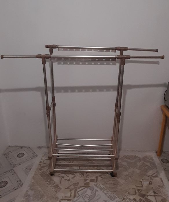 Вешалка металическая