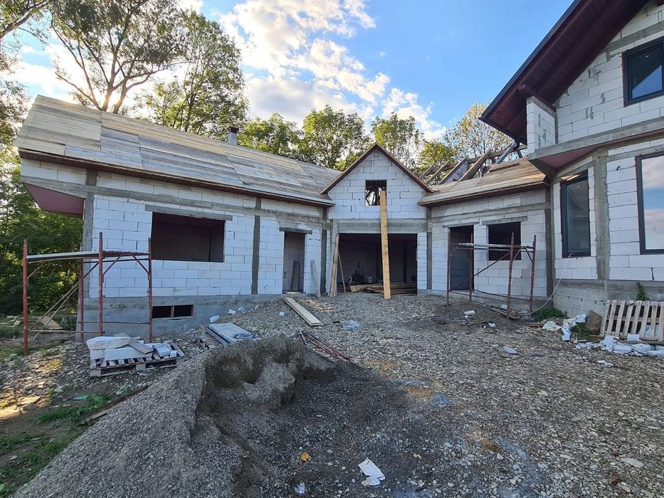 Executam lucrări de construcții acoperiș reparații montaj tablă țiglă metalic Hidroizolatii  bloc