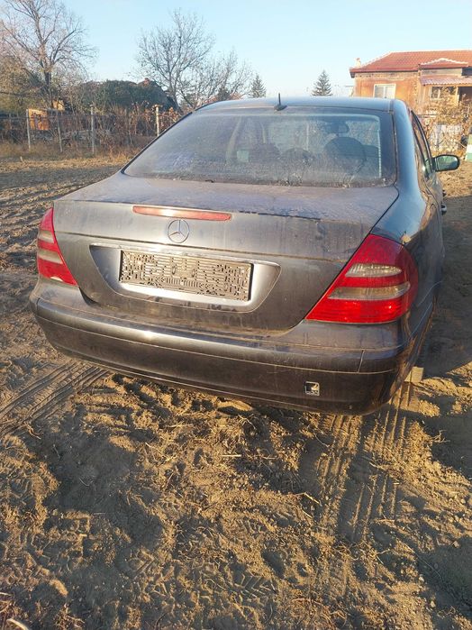 Мерцедес w211 e220cdi 150к.с. на части
