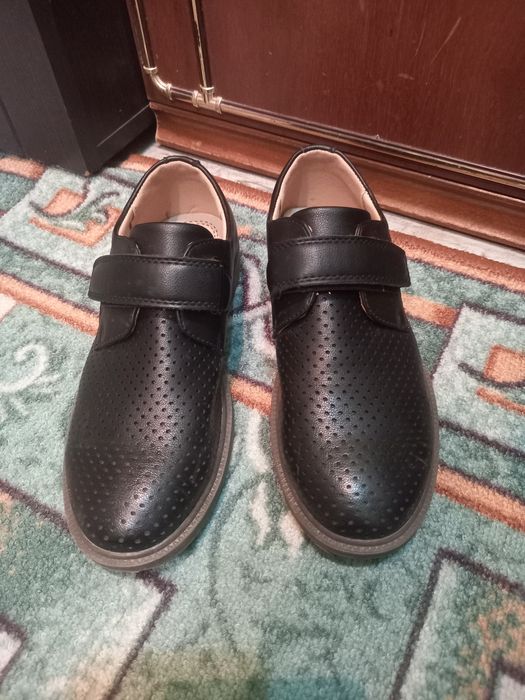 Школьные туфли 35 р.